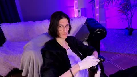 Snapshot of klaude_jam chatting on May 15, 7:10 pm Klaude Jam online show from May 15, 7:10 pm
