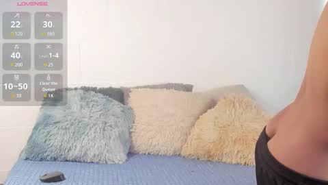 KLEO online show from November 17, 10:15 pm