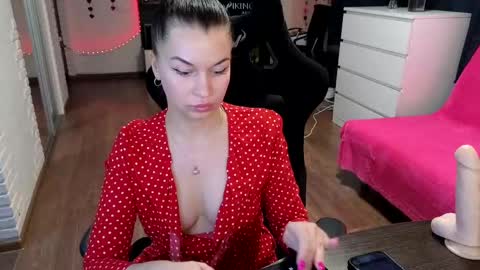 Alisa.         online show from March 12, 7:38 pm