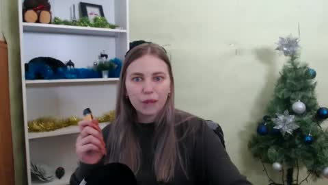 Snapshot of klerkarina chatting on February 2, 5:42 am klerkarina online show from February 2, 5:42 am