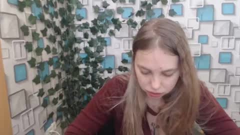 Snapshot of klerkarina chatting on March 7, 5:40 am klerkarina online show from March 7, 5:40 am