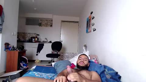 Snapshot of kleyton336 chatting on November 5, 4:18 pm kleyton online show from November 5, 4:18 pm