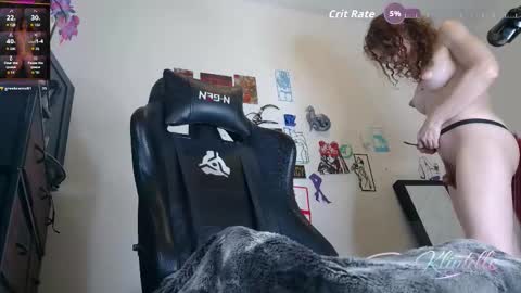 Klintelle Moore online show from March 11, 5:35 am