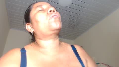 Kloe online show from March 8, 5:49 am