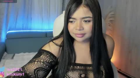 Snapshot of kmikum1 chatting on February 28, 12:10 am kamila online show from February 28, 12:10 am