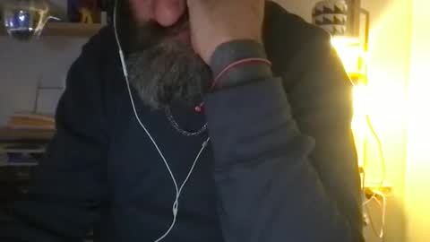 Snapshot of knicker76 chatting on March 25, 7:20 pm knicker76 online show from March 25, 7:20 pm