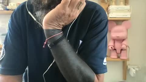 Snapshot of knicker76 chatting on July 15, 12:10 pm knicker76 online show from July 15, 12:10 pm