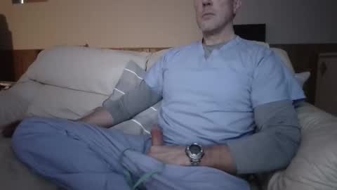 Knight3975 online show from December 17, 3:39 pm