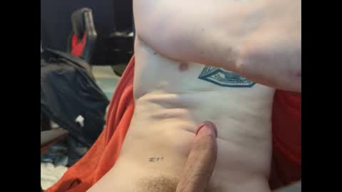 Snapshot of kniloc chatting on January 16, 11:15 am kniloc online show from January 16, 11:15 am