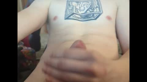 Snapshot of kniloc chatting on February 19, 6:54 pm kniloc online show from February 19, 6:54 pm