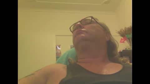 knobout online show from December 18, 10:08 am