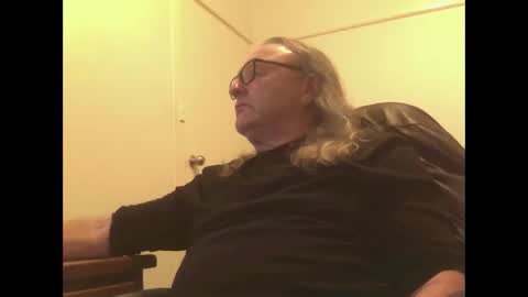 knobout online show from May 21, 2:57 pm