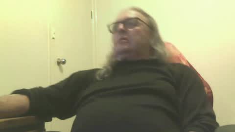 Snapshot of knobout chatting on July 12, 10:39 am knobout online show from July 12, 10:39 am