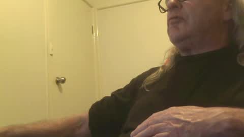 Snapshot of knobout chatting on July 14, 11:49 am knobout online show from July 14, 11:49 am