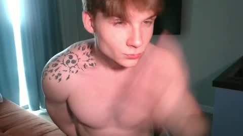 Snapshot of knotsiemens chatting on May 28, 8:44 am Adam online show from May 28, 8:44 am