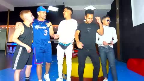 Snapshot of kobayaske chatting on January 12, 12:07 am kobayaske online show from January 12, 12:07 am