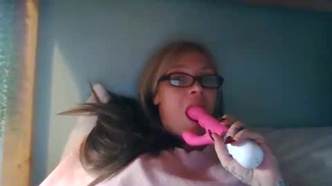 kochamciemichelle online show from April 10, 8:57 pm