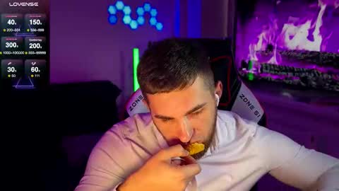 Sweet boy online show from November 3, 1:12 pm