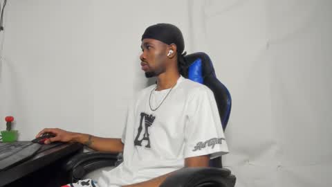 kofi online show from January 12, 11:32 pm