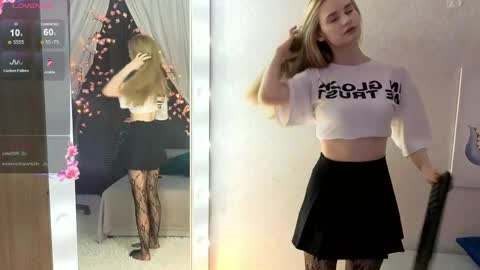 Lilu online show from April 12, 8:36 pm