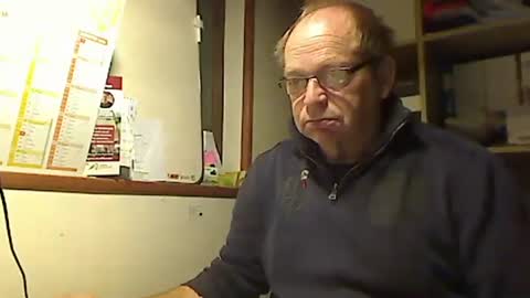 Snapshot of kokin3034 chatting on November 23, 6:57 am kokin3034 online show from November 23, 6:57 am