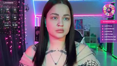 Mia online show from February 21, 10:05 am