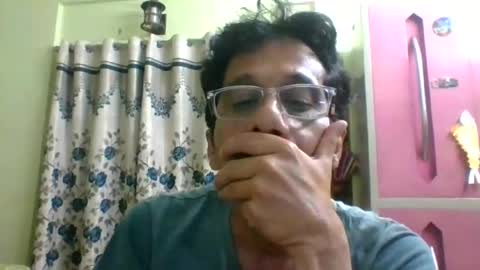 Snapshot of kolflow77 chatting on June 27, 12:33 pm kolflow77 online show from June 27, 12:33 pm