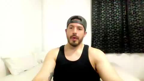 Snapshot of kolombianox chatting on October 30, 6:37 am kolombianox online show from October 30, 6:37 am