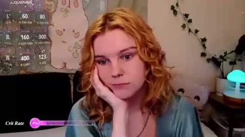 Snapshot of komorebbi chatting on July 22, 11:18 pm Marta online show from July 22, 11:18 pm