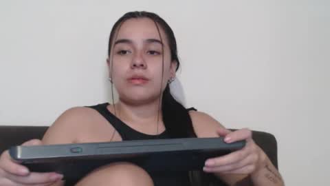 Snapshot of konnie_adan chatting on March 8, 11:52 pm konnie_adan online show from March 8, 11:52 pm