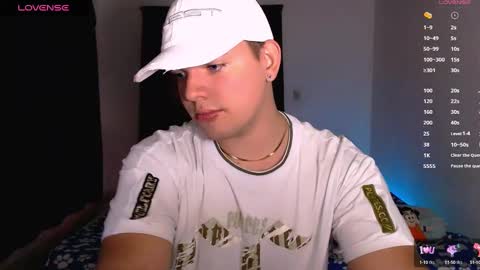 Snapshot of konnie_kardashian chatting on February 14, 11:09 pm Klyie Online Mostly at 10pm-7am COL time online show from February 14, 11:09 pm