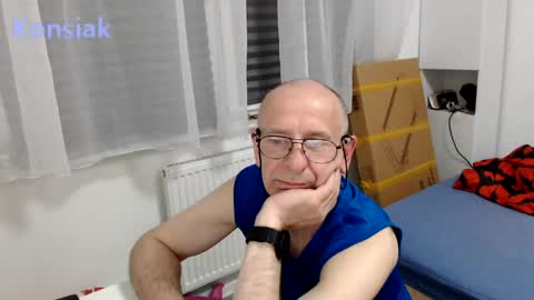 Komsiak online show from May 30, 6:49 pm