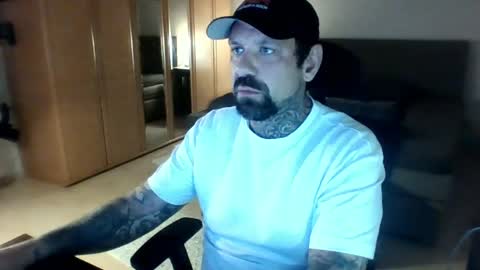 Konstantin online show from April 20, 7:48 pm