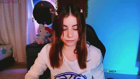 Snapshot of konygintonic chatting on October 19, 3:07 am YINI online show from October 19, 3:07 am