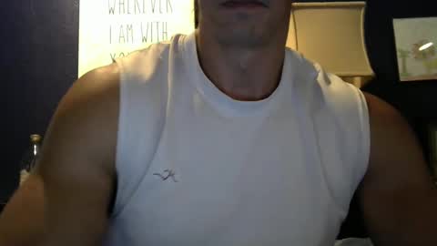 Snapshot of koolchillfun chatting on December 8, 9:19 pm koolchillfun online show from December 8, 9:19 pm