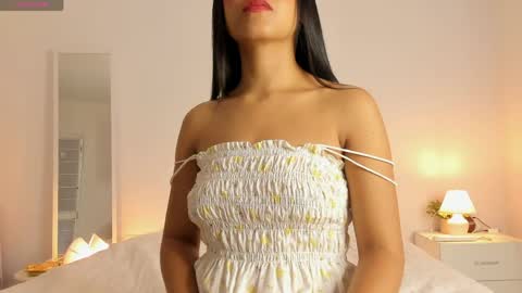 kora_bliss online show from April 13, 1:05 pm