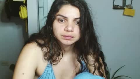 Snapshot of koranikky08 chatting on January 24, 6:03 am Karoll online show from January 24, 6:03 am