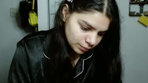 Snapshot of koranikky08 chatting on February 6, 12:43 am Karoll online show from February 6, 12:43 am