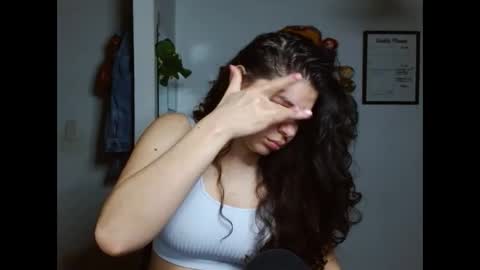 Snapshot of koranikky08 chatting on November 8, 2:45 am Karoll online show from November 8, 2:45 am