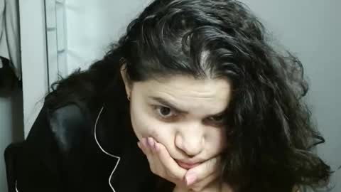 Snapshot of koranikky08 chatting on November 13, 2:21 am Karoll online show from November 13, 2:21 am