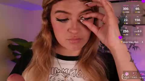 Snapshot of kore__1 chatting on February 6, 9:07 pm Kore online show from February 6, 9:07 pm