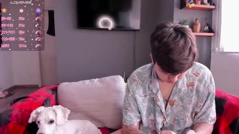 Twiix online show from February 11, 3:28 pm