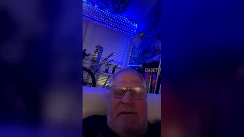 korysmith568 online show from May 4, 4:30 am