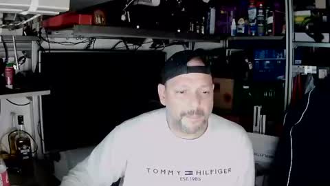 Snapshot of kostasgreek42 chatting on December 2, 5:26 pm Kosta online show from December 2, 5:26 pm