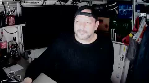 Snapshot of kostasgreek42 chatting on December 19, 6:23 pm Kosta online show from December 19, 6:23 pm