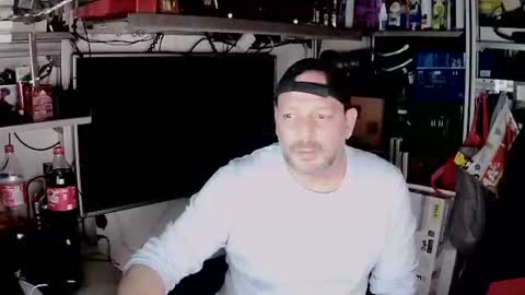 Snapshot of kostasgreek42 chatting on December 23, 6:16 pm Kosta online show from December 23, 6:16 pm