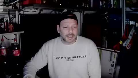 Snapshot of kostasgreek42 chatting on December 24, 3:37 pm Kosta online show from December 24, 3:37 pm