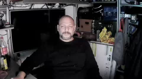 Snapshot of kostasgreek42 chatting on January 27, 6:31 pm Kosta online show from January 27, 6:31 pm