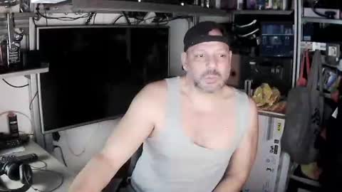 Snapshot of kostasgreek42 chatting on February 28, 7:03 pm Kosta online show from February 28, 7:03 pm