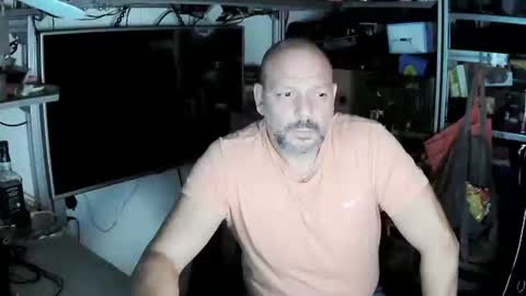 Snapshot of kostasgreek42 chatting on October 17, 7:05 pm Kosta online show from October 17, 7:05 pm